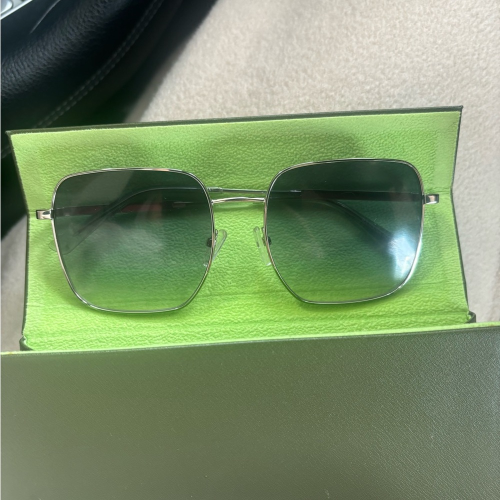 Banana Republic Factory Green Gradient Sunglasses